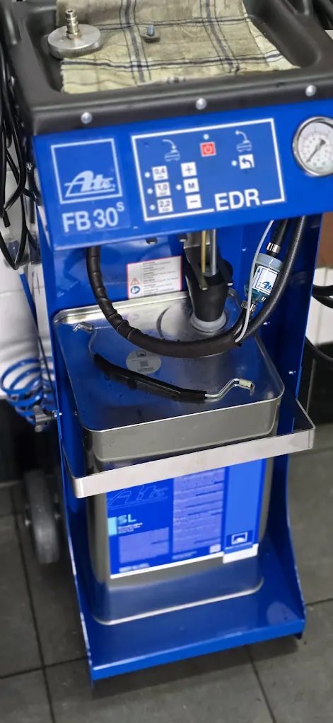 Equipamento de serviço do sistema de travagem