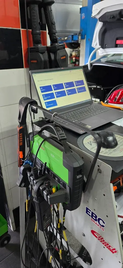 Equipamento de diagnóstico ligado à viatura